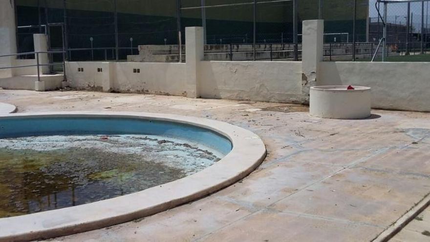 Paterna no abrirá la piscina de verano del casco urbano por sus deficiencias