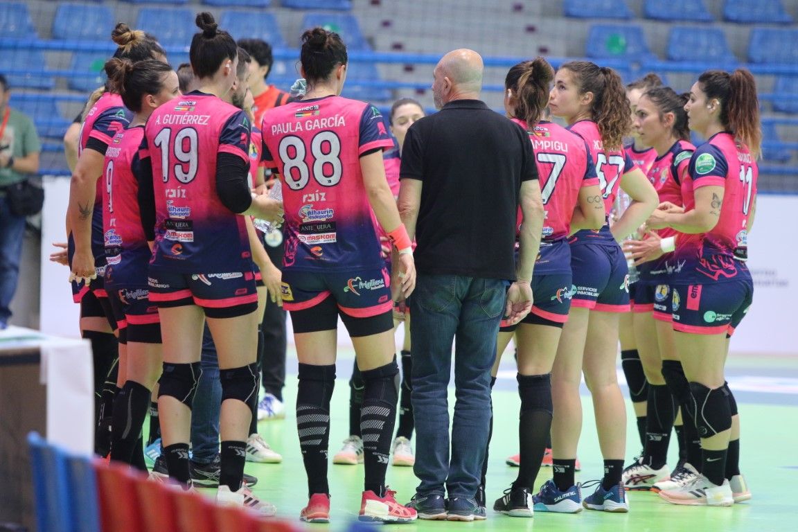 Primer partido de la final de la EHF European Cup entre el Rocasa y el Balonmano Costa del Sol