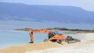 Costas del Estado acomete la recuperación de emergencia de la playa de Agrelo, en Bueu, tras los temporales del invierno