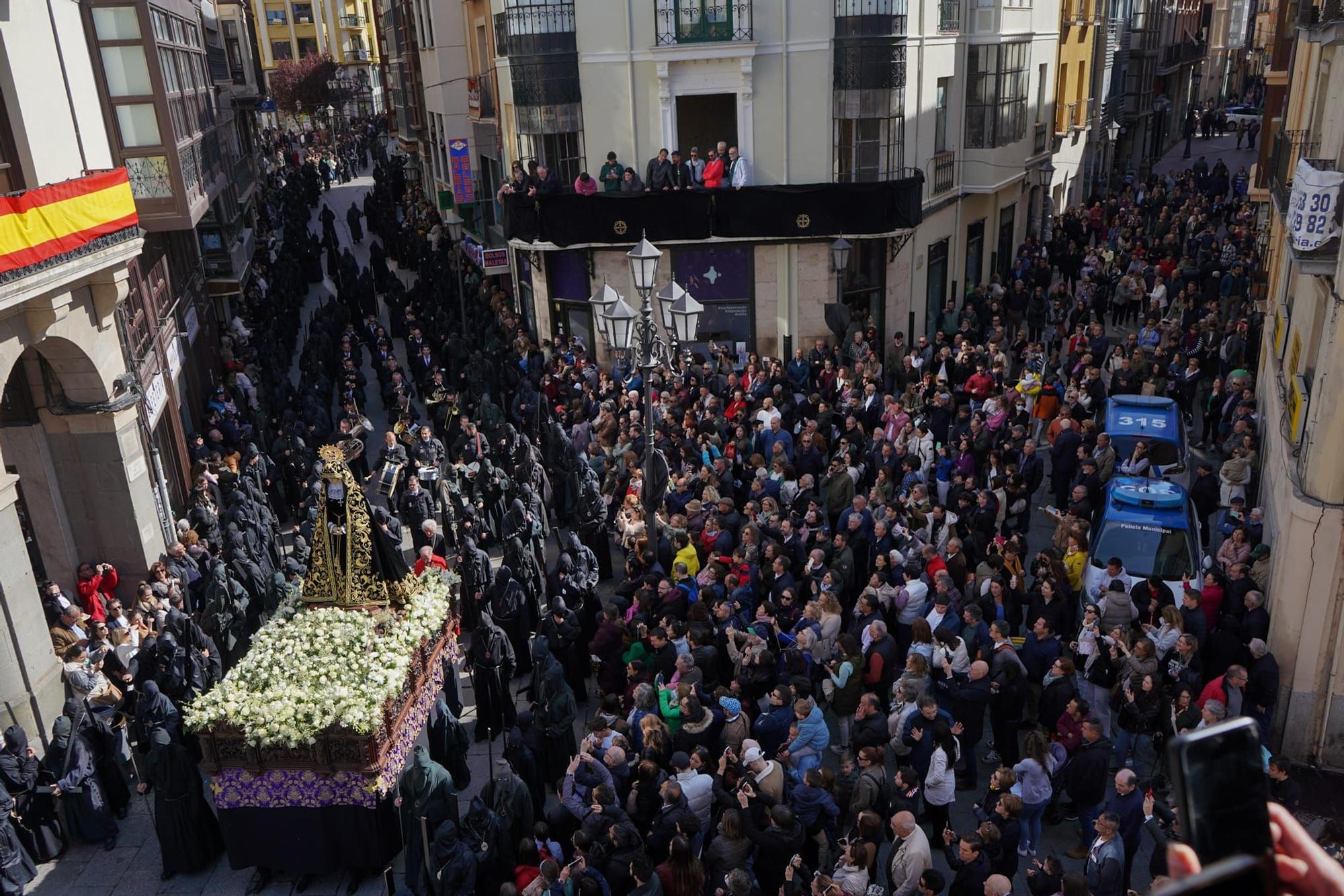 GALERÍA | Zamora arropa así a la procesión del Jesús Nazareno en la Plaza Mayor