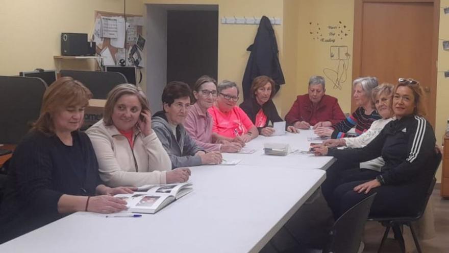 Los cursos y talleres proporcionan formación y entretenimiento a los vecinos de Longares. | SERVICIO ESPECIAL