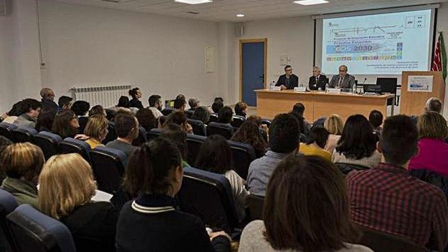 Un momento de las jornadas celebradas en las instalaciones del CFIE en Zamora con profesores sobre el proyecto &quot;Próxima estación: ODS 2030&quot;.