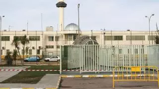 Las cárceles españolas son un polvorín por la falta de psiquiatras, según los sindicatos: "Las prisiones se han convertido en manicomios"