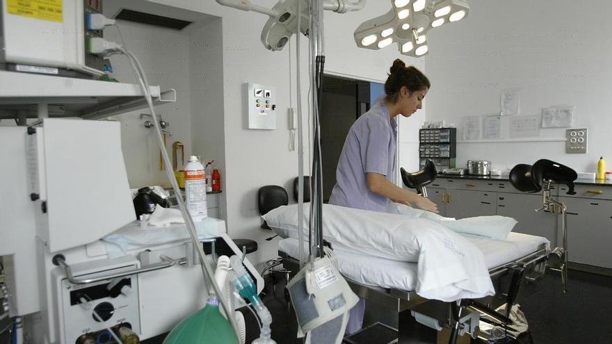 Agresiones y falta de reconocimiento: más de la mitad de las enfermeras piensa en abandonar su profesión
