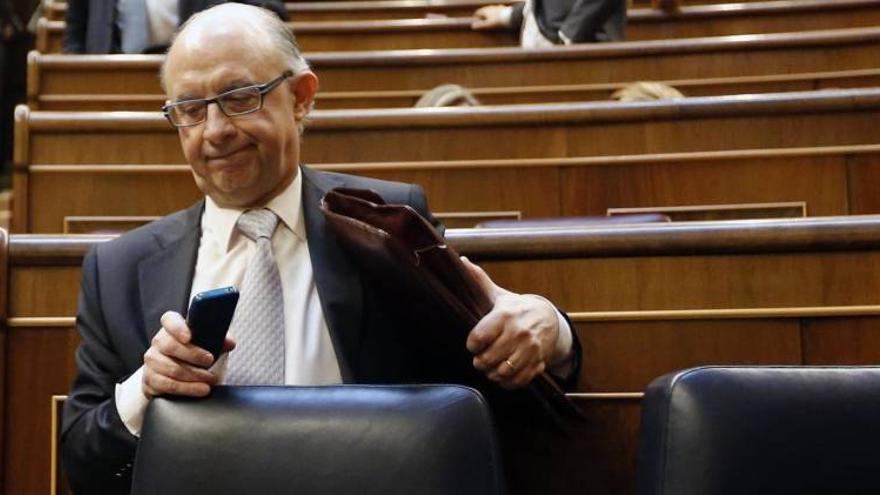 Los sabios de Montoro piden subir el IVA reducido del 10% al 21%