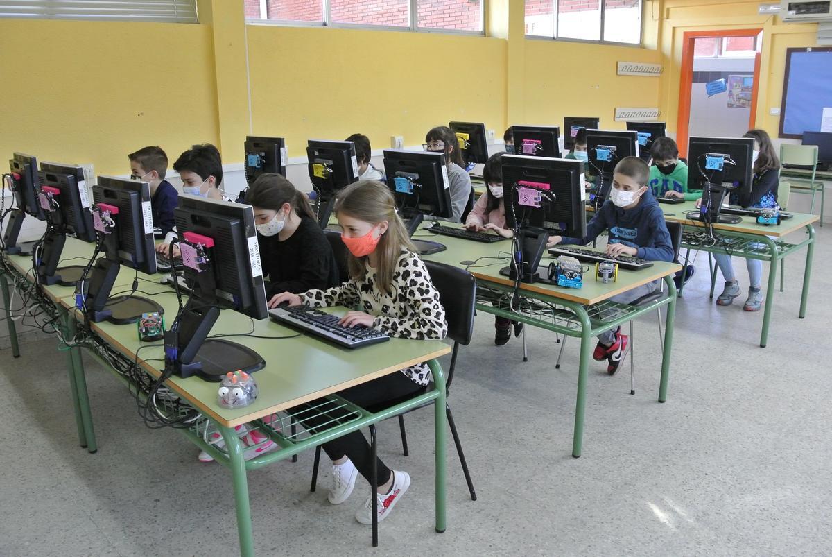 La clase de robótica del CEIP O Sello.