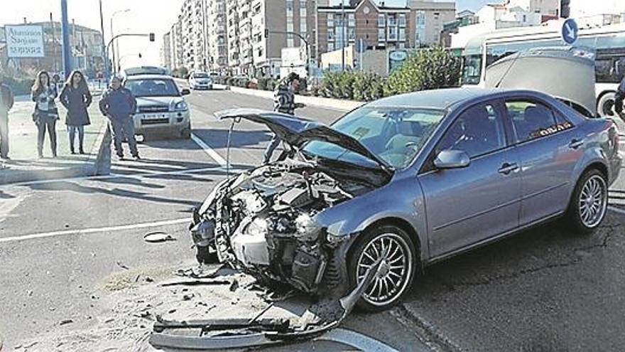 Tres heridos en el nuevo cruce de la ‘autopista’ en Badajoz