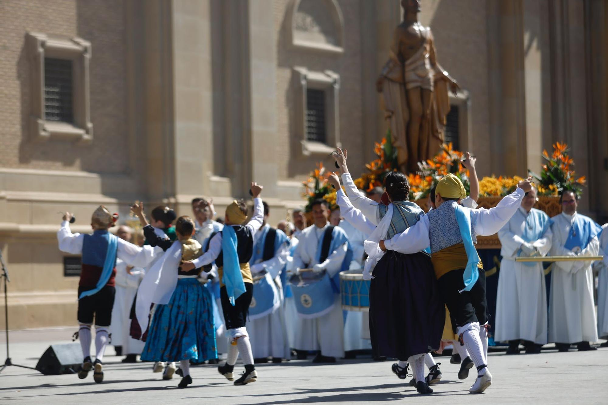 En imágenes | Procesión del Domingo de Resurrección en Zaragoza