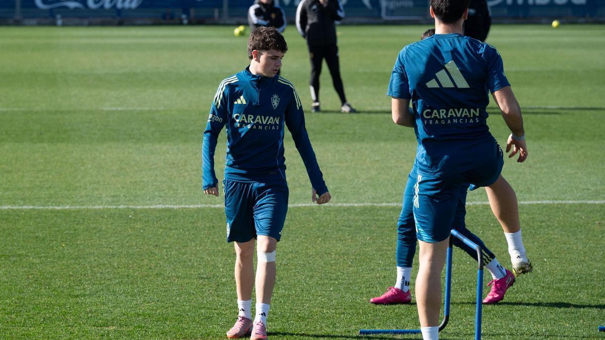 Pinilla, durante un entrenamiento del Real Zaragoza.