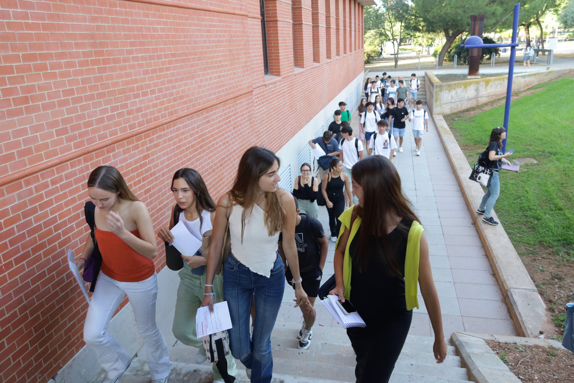 Exámenes de selectividad en la UJI