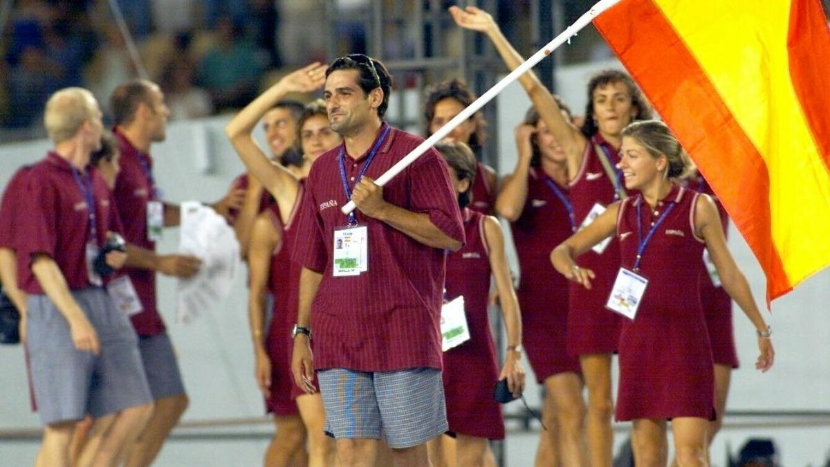 García Chico, con la bandera en los Juegos de Barcelona