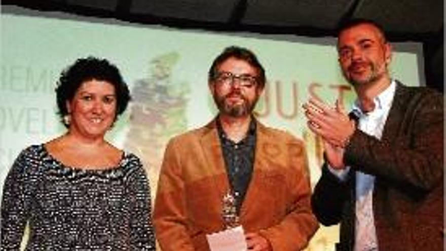 Gemma Sardà i Jaume Puig amb el conseller de Cultura, Santi Vila.