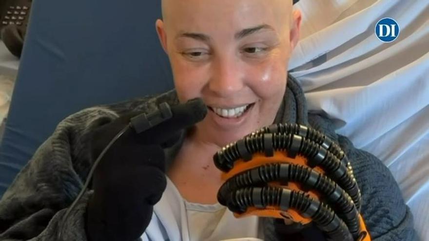 "He sufrido muchísimo, he llorado un montón": la dj de Ibiza BJones muestra desde el hospital su lucha contra el cáncer