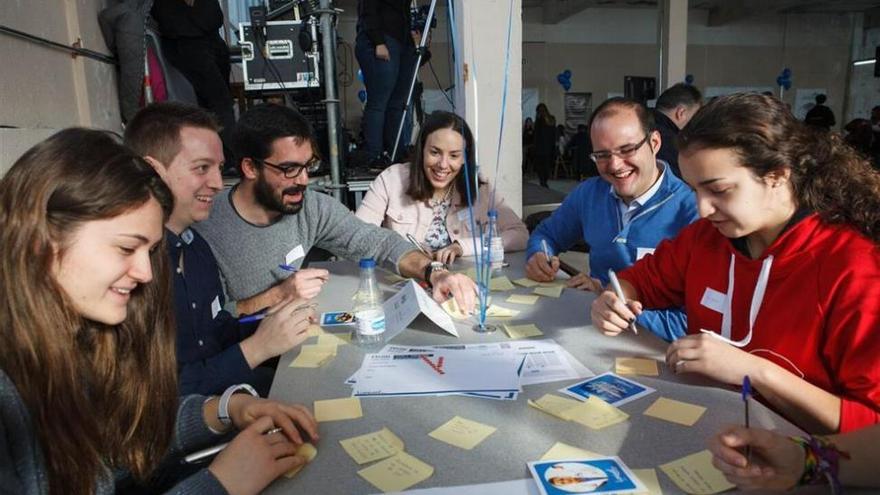 Una guía reunirá los recursos que el Gobierno de Aragón ofrece a los jóvenes