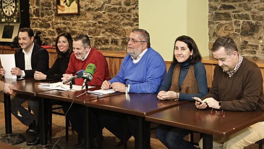 Los exediles críticos del PP Gijón dicen que partido es &quot;carcasa vacía&quot; e irrelevante