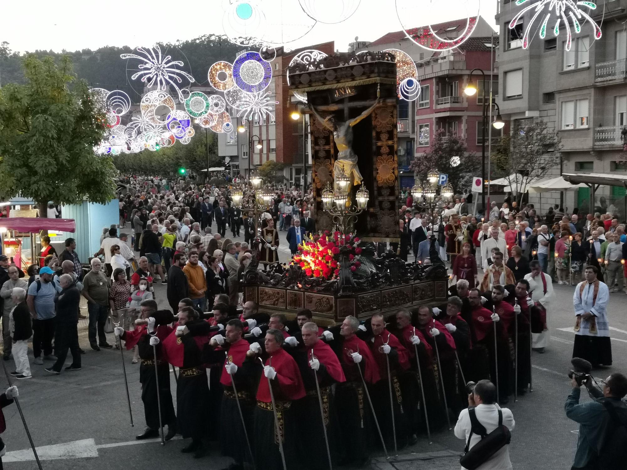 La procesión de las Festas do Cristo de Cangas