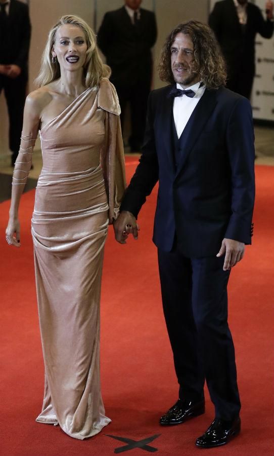 Carles Puyol y Vanessa Lorenzo en la boda de Messi y Antonella