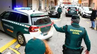 Destroza la cara de un hombre tras verle con su exnovia en una cafetería de Granada