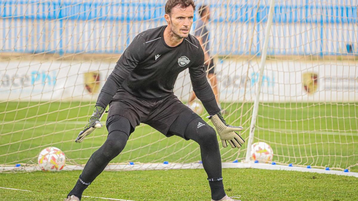 Manu Herrera en un entrenamiento del Intercity