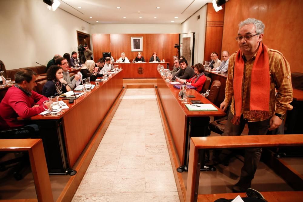 Pleno extraordinario en el Ayuntamiento de Avilés