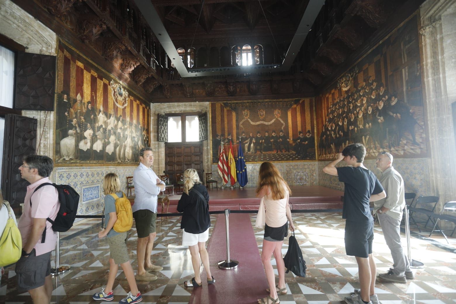 Jornada de puertas abiertas en el Palau de la Generalitat