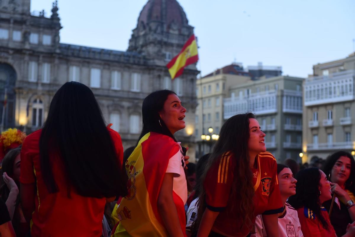 Aficionados de España en A Coruña viven la final del Mundial en María Pita
