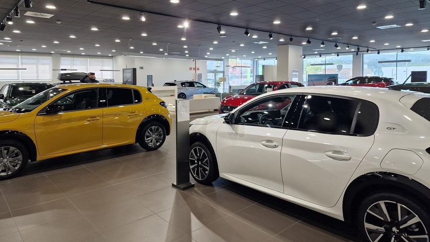 Los concesionarios advierten del estancamiento de venta de coches y piden a la Junta un plan de renovación