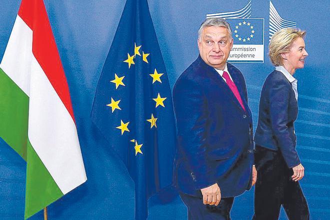 El primer ministro húngaro, Viktor Orbán, y Ursula von der Leyen, en Bruselas