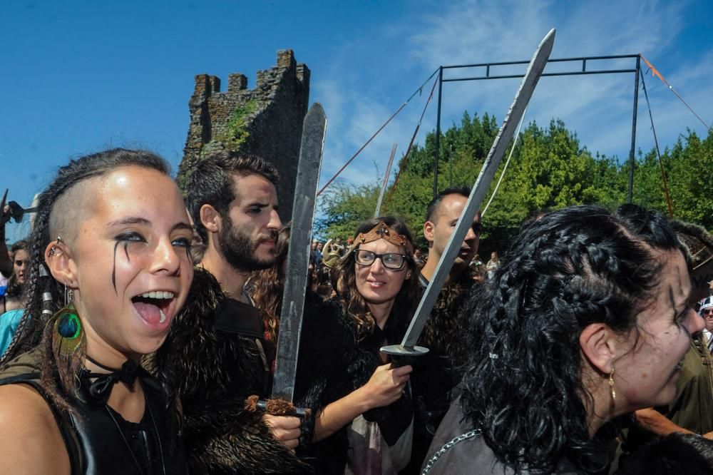 La Romaría Vikinga de Catoira vuelve a recrear la invasión de los guerreros vikingos