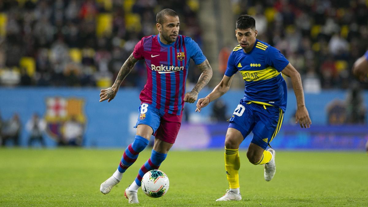 Alves ya visualiza su debut con el Barça y así se divierte