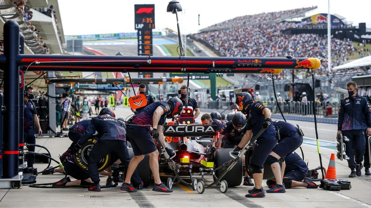Max Verstappen (Red Bull) during the Formula 1 Aramco United States Grand Prix 2021, 17th round of the 2021 FIA Formula One World Championship from October 21 to 24, 2021 on the Circuit of the Americas, in Austin, Texas, United States of American