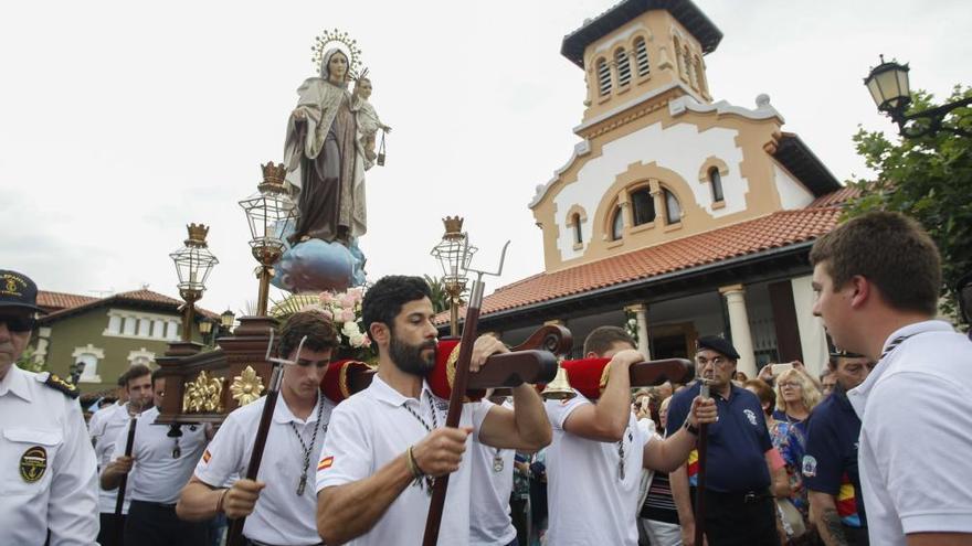 El amor a la patrona desborda Salinas