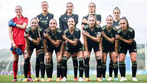 Nou xoc pel salari mínim: les futbolistes es mobilitzen contra la Lliga