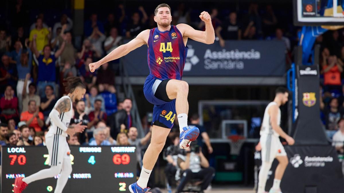 Joel Parra, durante el partido de Euroliga ante la Virtus