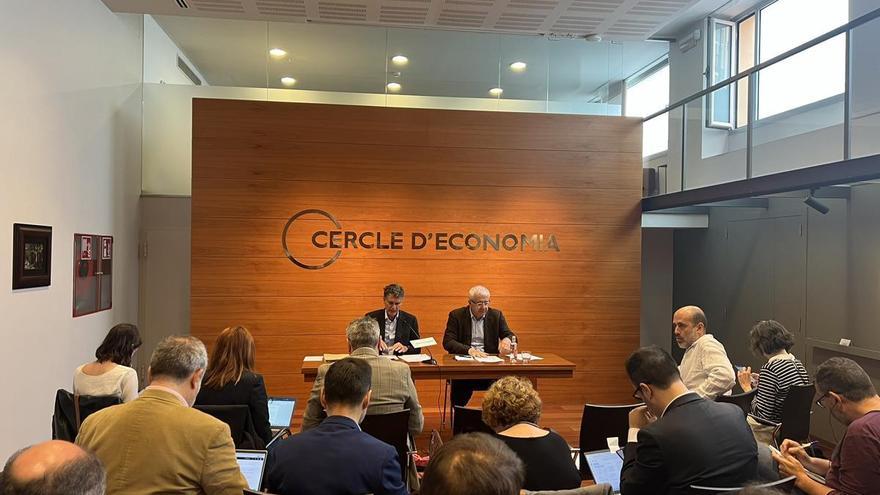 El Cercle d&#039;Economia recibe en su reunión anual a Feijóo, Sánchez y Colau