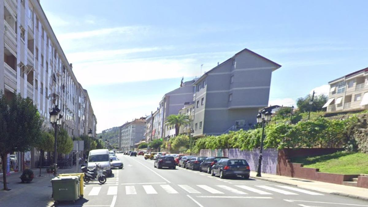 La avenida de Celanova, en A Valenzá, Barbadás.