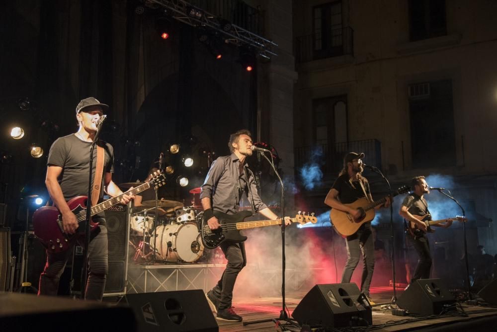 Concert de Gossos a la Plaça Major