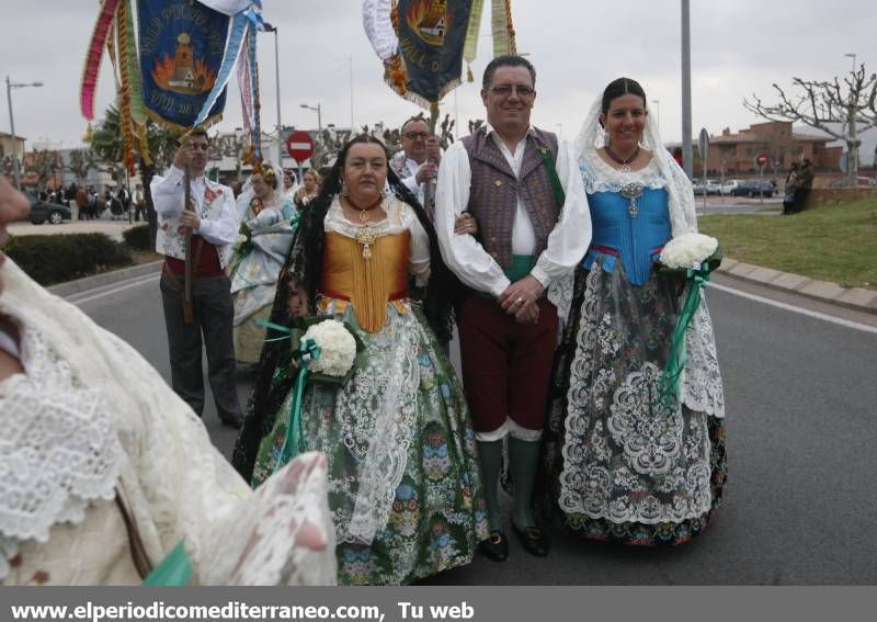 Galería de fotos --  La Ofrenda de Flores pudo con el frío y el viento