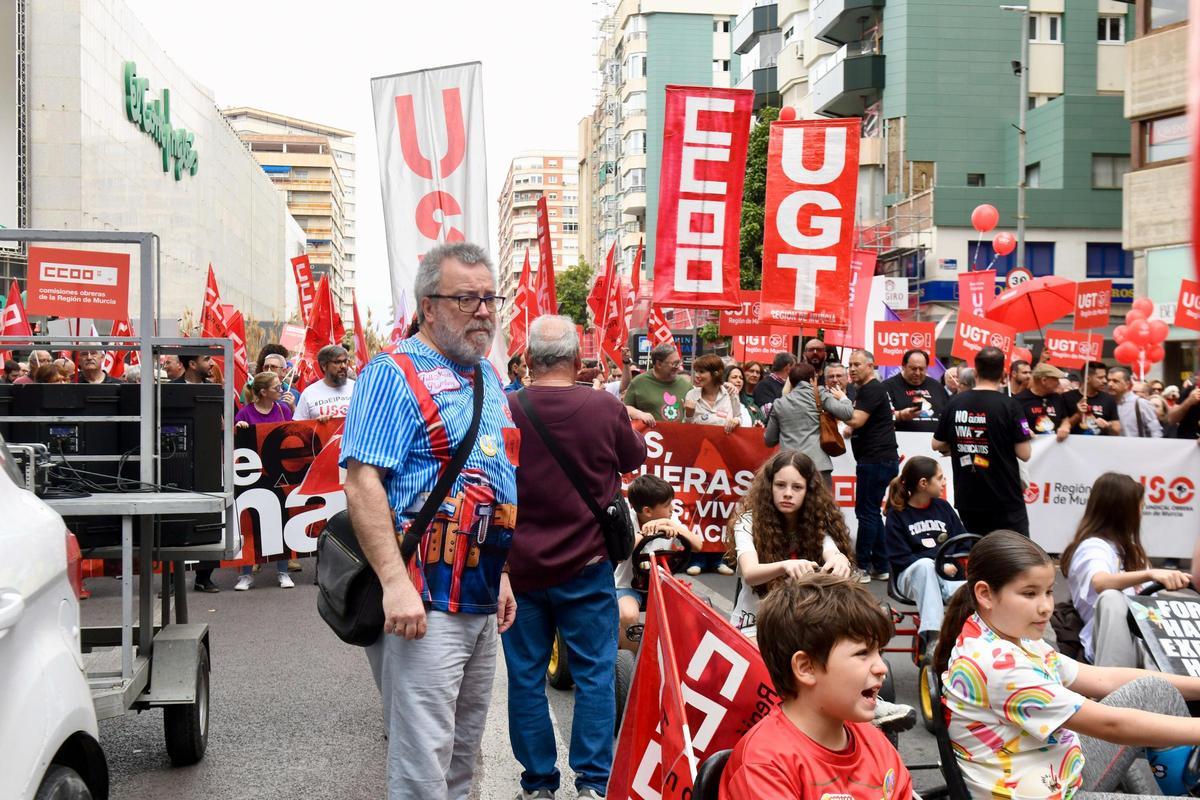 Todas las imágenes de la Manifestación por el Día del Trabajador en Murcia 2026