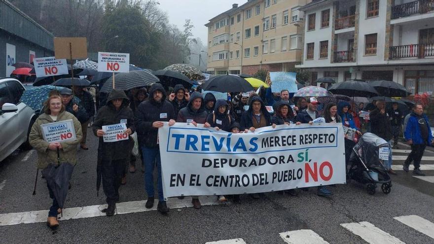 Los vecinos de Trevías se movilizan mañana en Oviedo contra la ubicación de la depuradora: "Pedimos respeto con los acuerdos de la JUnta General y un diálogo sincero"