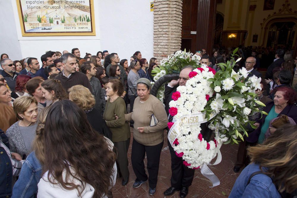 CIENTOS DE PERSONAS DESPIDEN A PABLO RÁEZ Y ...