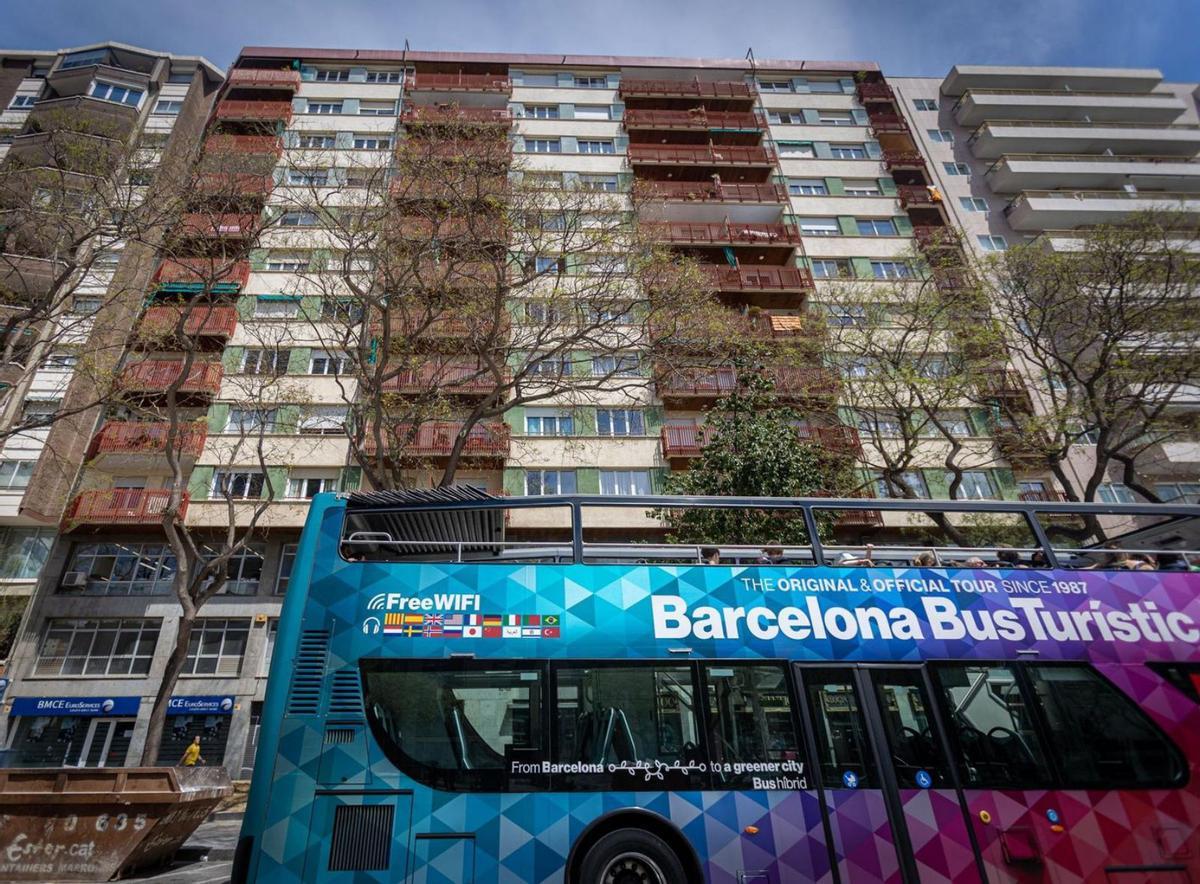 La justícia ha legalitzat 543 pisos turístics a l’Eixample des del 2023 La justícia ha legalitzat 543 pisos turístics a l’Eixample des del 2023