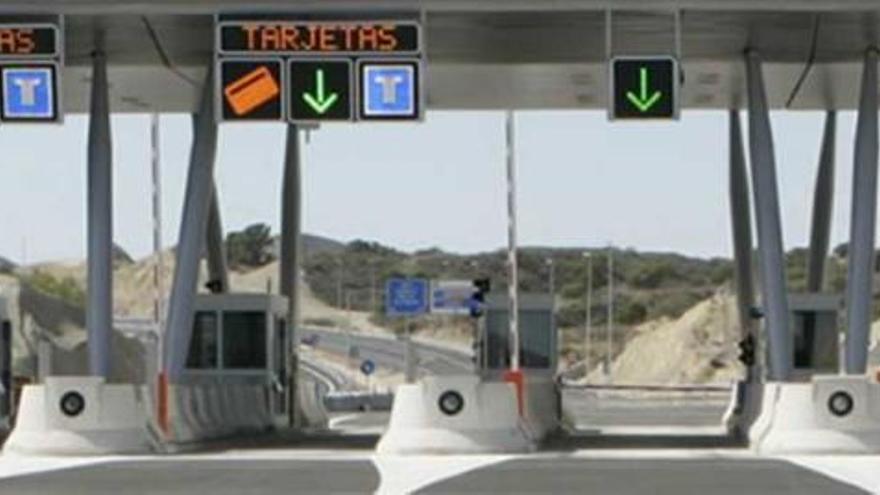 Imagen de un peaje de la circunvalación de Alicante.