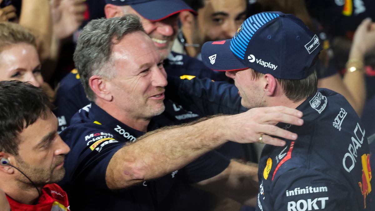 Christian Horner felicita a su campeón Max Verstappen