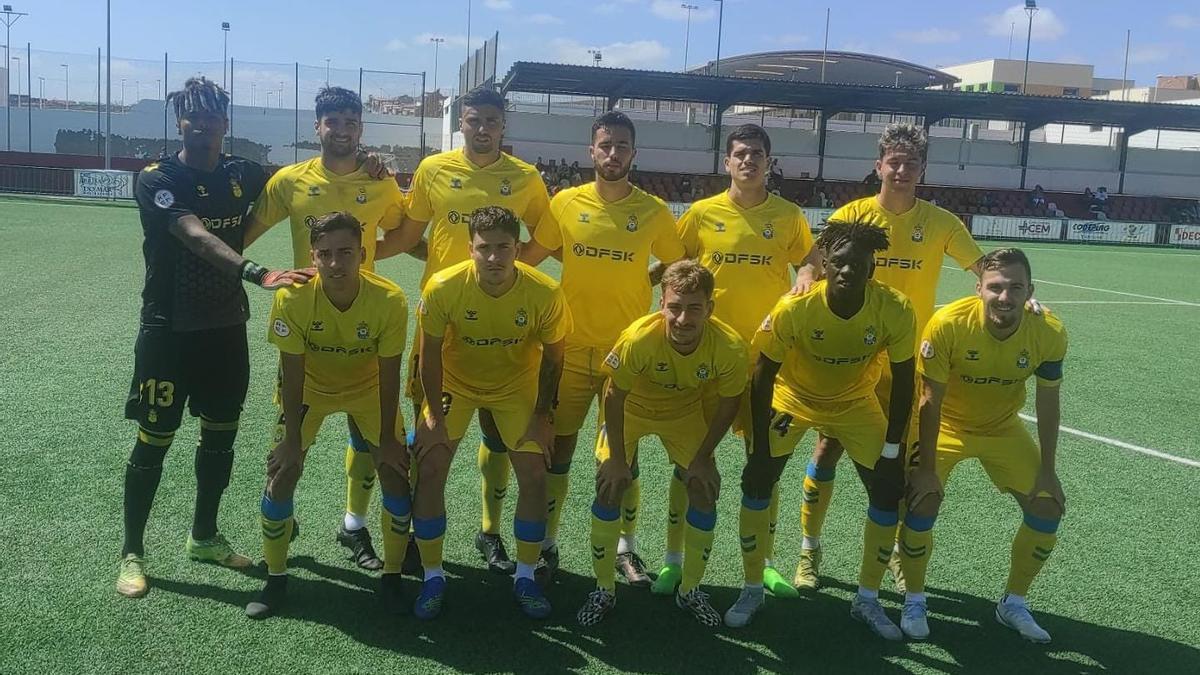 Formación que presentó Las Palmas Atlético de salida en Puerto del Rosario.