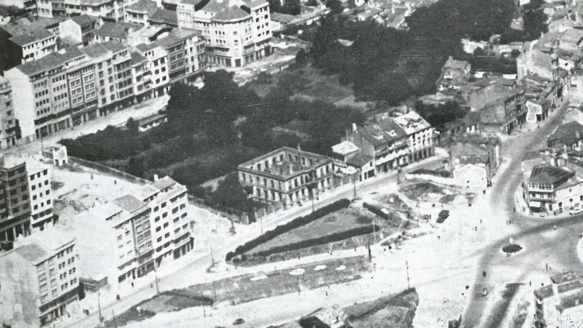 El 'casoplón' del otro Linares Rivas de A Coruña: jardines, pájaros exóticos y una mansión a la entrada de la ciudad