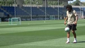 El Real Madrid se entrena tras dejar encaminada LaLiga en Granada