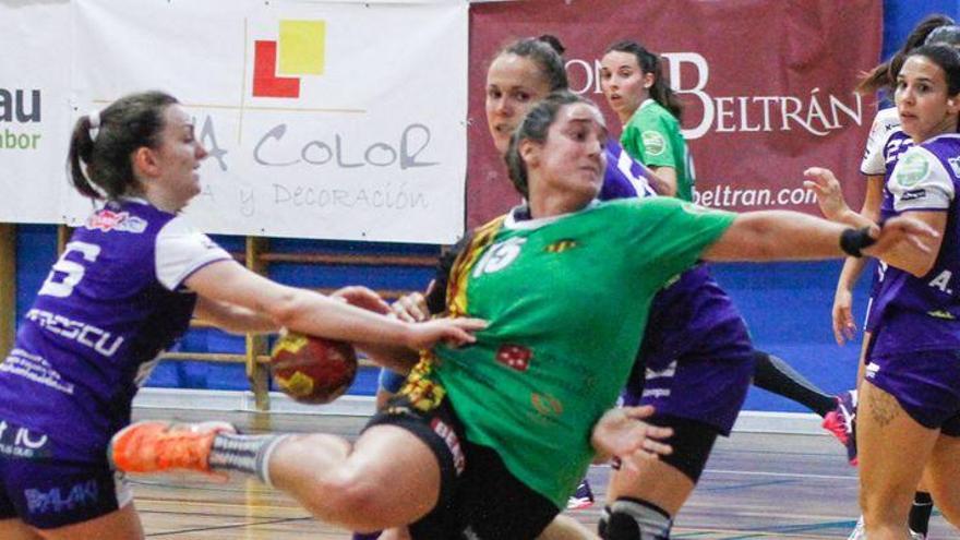 El BM Castellón cae derrotado y se complica la salvación (25-27)