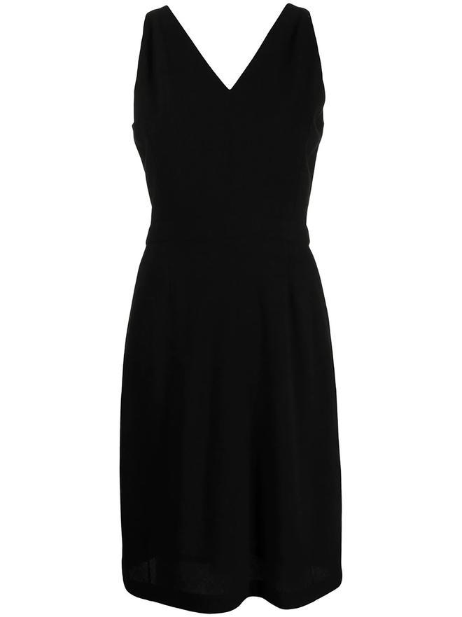 Vestido corto negro de Chanel