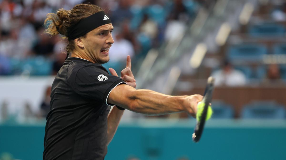 Zverev a 'semis' en Miami